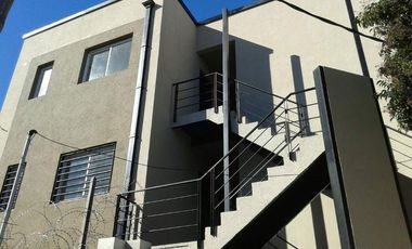 Departamento en alquiler en Bernal Centro