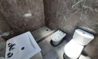 Departamento Tipo Casa en alquiler en Avellaneda Este