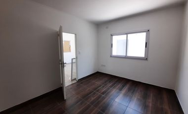 Departamento Tipo Casa en alquiler en Avellaneda Este