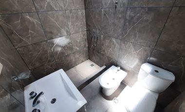 Departamento Tipo Casa en alquiler en Avellaneda Este