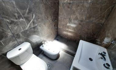 Departamento Tipo Casa en alquiler en Avellaneda Este