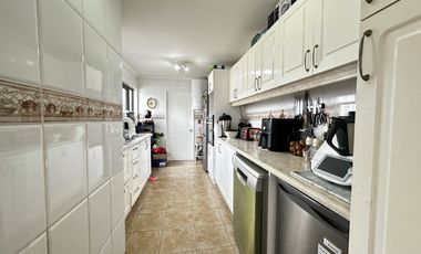 Amplio Penthouse en edificio Lomas de Andalue, San Pedro de la Paz