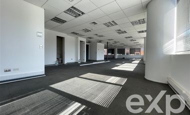 Oficina en Venta en El Bosque con Don Carlos- El Golf