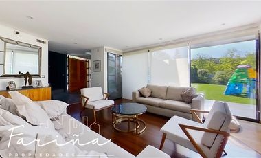 Casa en Arriendo en Las Hualtatas justo en la esquina con Pedro Lira Urquieta