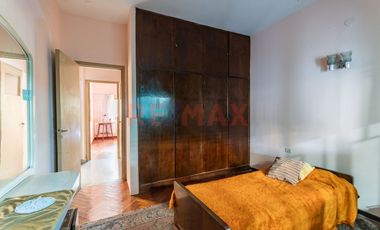 Casa con Jardin y cochera en Villa Lugano