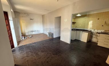 VENTA CASA MULTIFAMILIAR TALAR PILETA QUINCHO