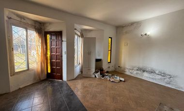 VENTA CASA MULTIFAMILIAR TALAR PILETA QUINCHO