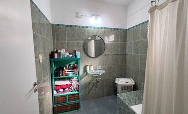 VENTA CASA MULTIFAMILIAR TALAR PILETA QUINCHO