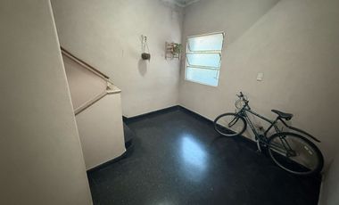 VENTA PH 2 AMBIENTES SIN EXP. LINIERS