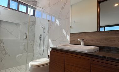 Casa de Lujo en Renta en Alcazar Poniente, Vallarta Universidad, Zapopan