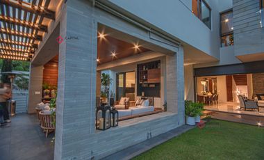 Hermosa casa de lujo en venta en Bosque de los Lagos con alberca y elevador
