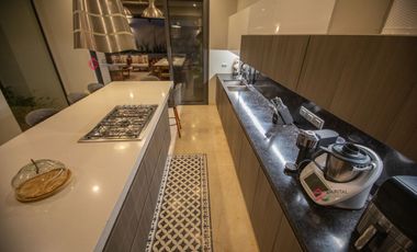 Hermosa casa de lujo en venta en Bosque de los Lagos con alberca y elevador