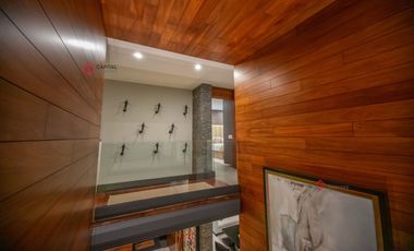 Hermosa casa de lujo en venta en Bosque de los Lagos con alberca y elevador