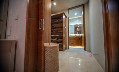 Hermosa casa de lujo en venta en Bosque de los Lagos con alberca y elevador