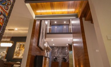 Hermosa casa de lujo en venta en Bosque de los Lagos con alberca y elevador