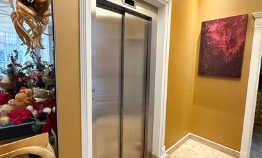 Magnífica Casa en Lomas Altas (VP)