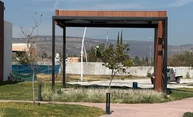 ¡APROVECHA! AMPLIAS CASAS NUEVAS EN VENTA EN CONDOMINIO PEQUEÑO AL NORTE DE AGS.