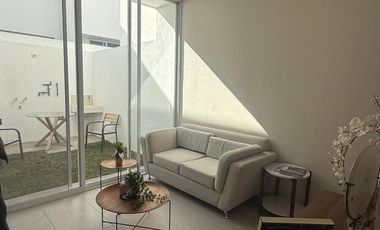 ¡APROVECHA! AMPLIAS CASAS NUEVAS EN VENTA EN CONDOMINIO PEQUEÑO AL NORTE DE AGS.