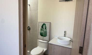 ¡APROVECHA! AMPLIAS CASAS NUEVAS EN VENTA EN CONDOMINIO PEQUEÑO AL NORTE DE AGS.