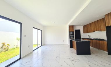 Casa en Venta Lomas de la Rioja | 4 recámaras