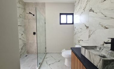 Casa en Venta Lomas de la Rioja | 4 recámaras