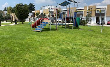 Casa en Venta Fracc Vista Bosques a 25 minutos de Santa Fe, rápido acceso