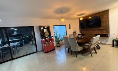 Casa en Venta Fracc Vista Bosques a 25 minutos de Santa Fe, rápido acceso