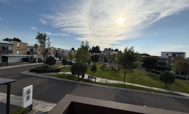 Casa en Venta Fracc Vista Bosques a 25 minutos de Santa Fe, rápido acceso