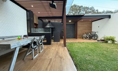 Casa en Venta Fracc Vista Bosques a 25 minutos de Santa Fe, rápido acceso