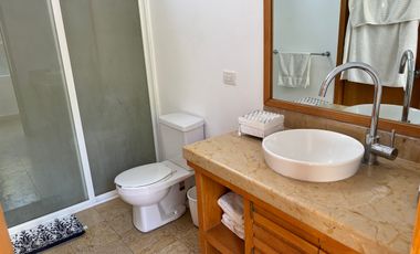 Casa de una planta con alberca en El Cristo, Atlixco, Puebla.