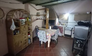 CASA EN ALQUILER 4 HABITACIONES. GARAGE. MORÓN