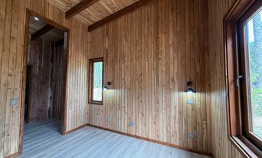 Casa en arriendo c/ estacionamiento en Molco