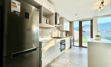 Casa en Venta en Santa Elena, Colina