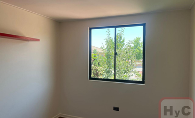 Arriendo Amplia Casa en Ciudad Satélite