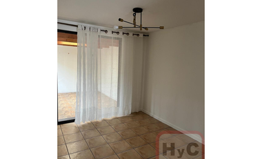 Arriendo Amplia Casa en Ciudad Satélite