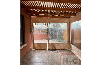 Arriendo Amplia Casa en Ciudad Satélite