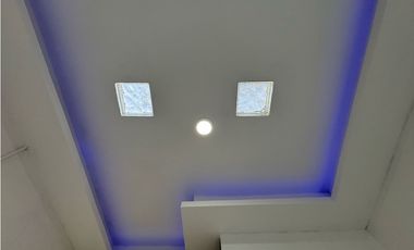 SE RENTA CONSULTORIO EN PRIMER PISO EN EL CENTRO