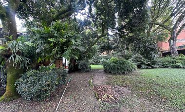 Casa campestre en arriendo – Envigado.