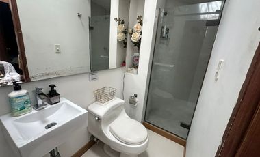 Casa campestre de 2 pisos en arriendo en Envigado