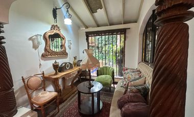 Casa campestre de 2 pisos en arriendo en Envigado