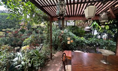 Casa campestre de 2 pisos en arriendo en Envigado
