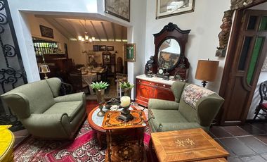 Casa campestre de 2 pisos en arriendo en Envigado