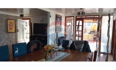 CASA Y CABAÑA SECTOR CLUB DE POLO REQUINOA