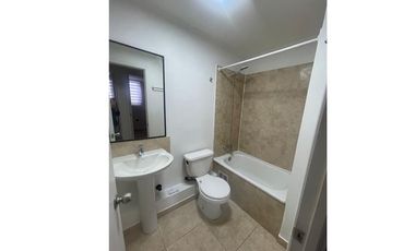 Arriendo en Av.  Luis Duran