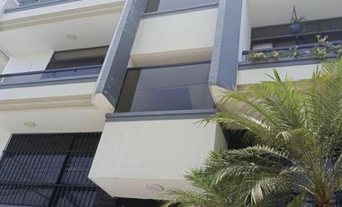 Departamento en VENTA PORTON DE LOMAS DE URDESA 3 Dormt + parqueo (JLR)
