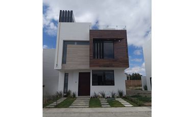 CASA RESIDENCIAL EN VENTA AL SUR DE PACHUCA, HGO