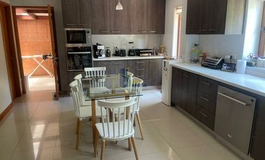 CAMINO DE LA LAGUNA A PASOS DEL COLEGIO MYFLOWER