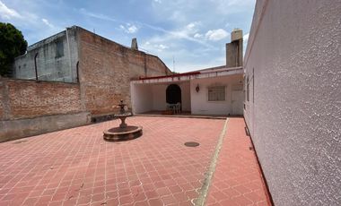 CASA EN RENTA CON EXCELENTE UBICACIÓN