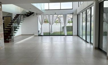 SE RENTA CASA EN MOLINO II, LEÓN ZONA NORTE