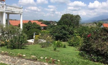La Buitrera Acuarela - Casa campestre en venta Palmira Valle